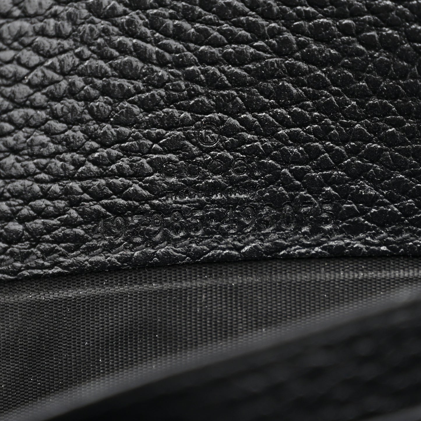 Calfskin Mini GG Marmont Chain Wallet Black