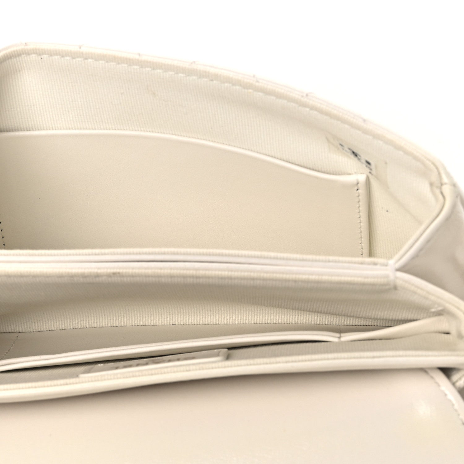 Chanel Shiny Lambskin Flap Clutch With Chain White 5 of 13