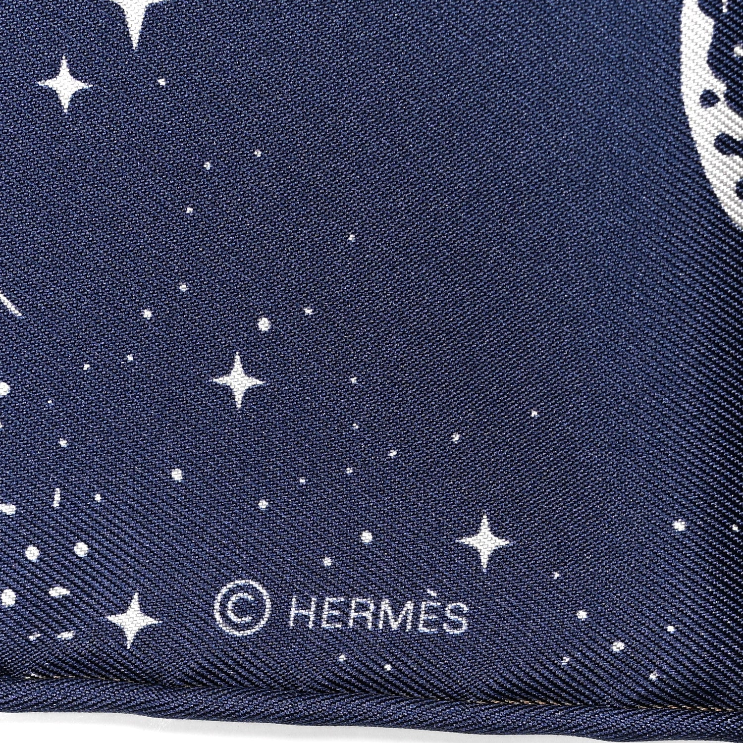 Hermes Silk Clair De Lune Double Face Scarf 90 Marine White Beige 3 of 4