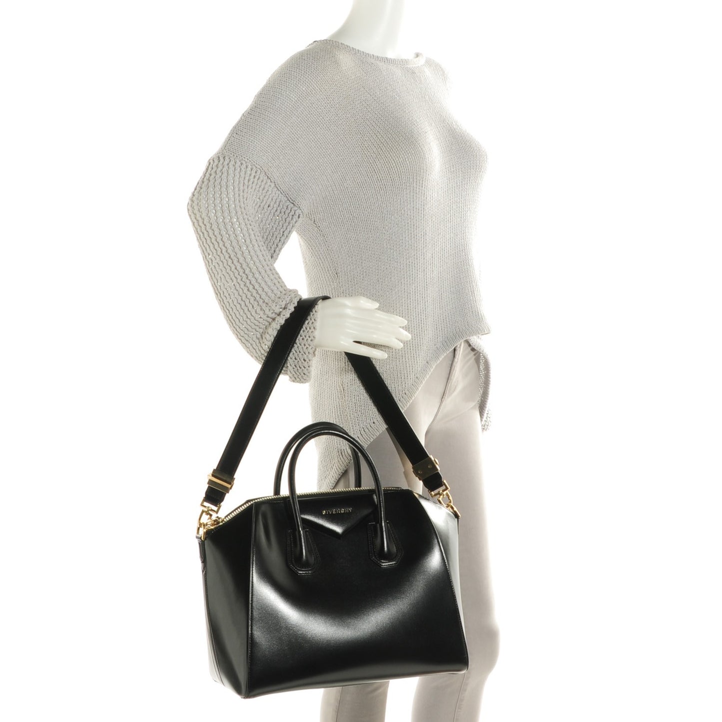 Shiny Lord Calfskin Medium Antigona Black
