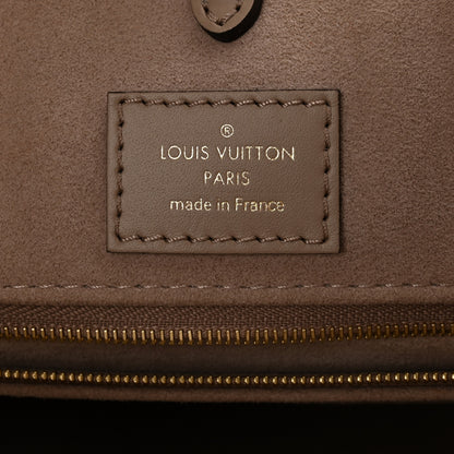 Louis Vuitton Empreinte Monogram Giant Onthego MM Tourterelle Creme 6 of 13