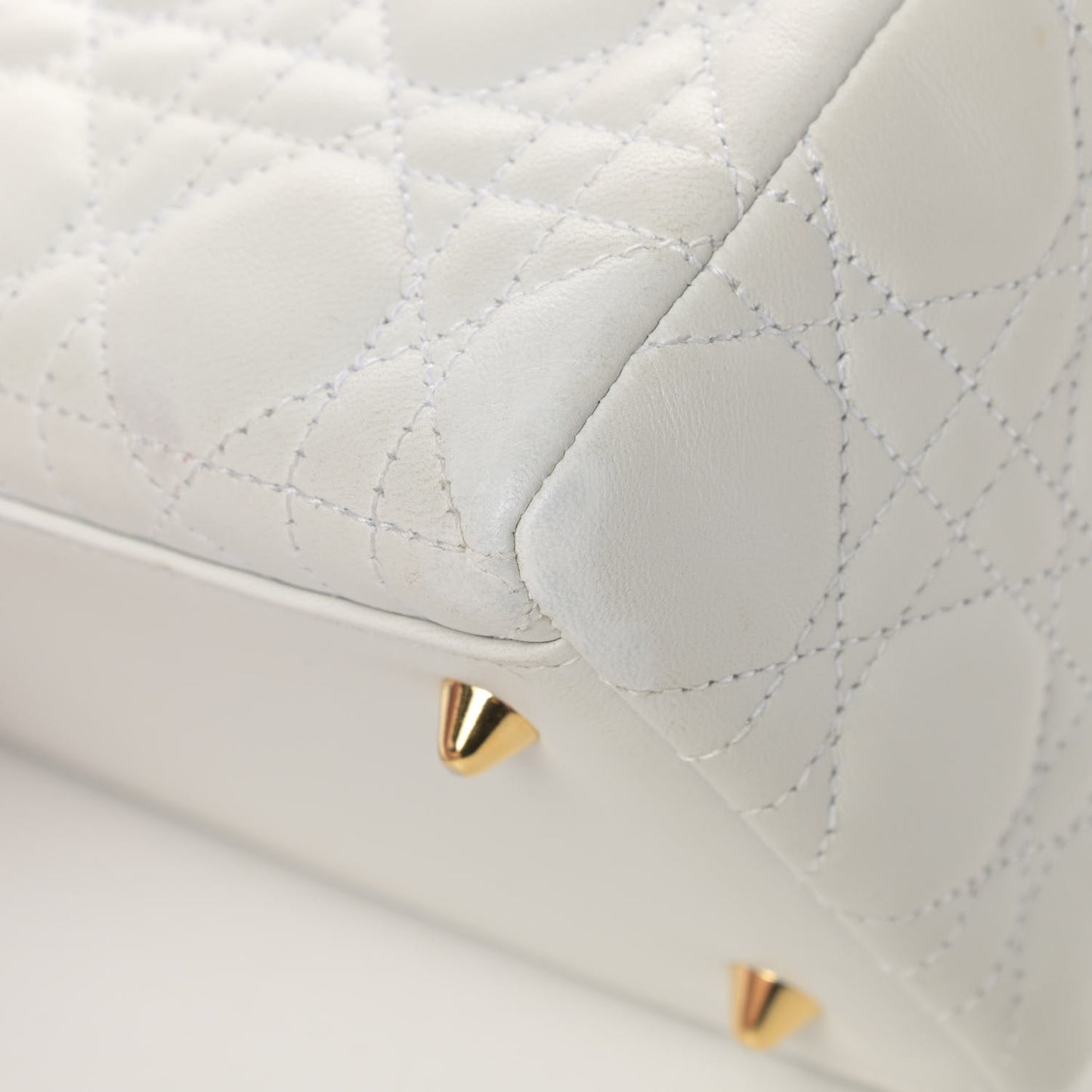 Lambskin Cannage Medium Lady Dior White