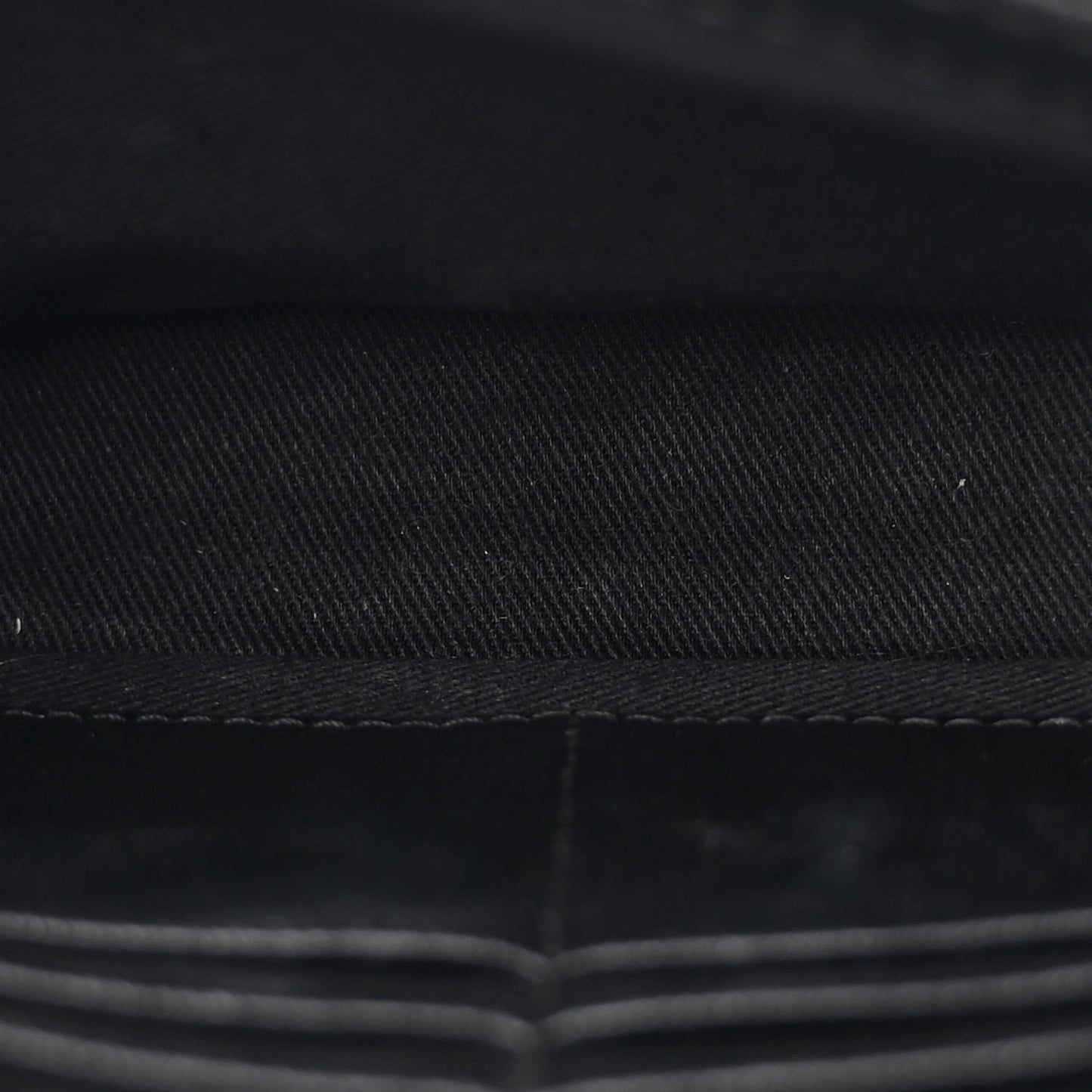 Calfskin Crocodile Embossed Palace Wallet On Chain Black