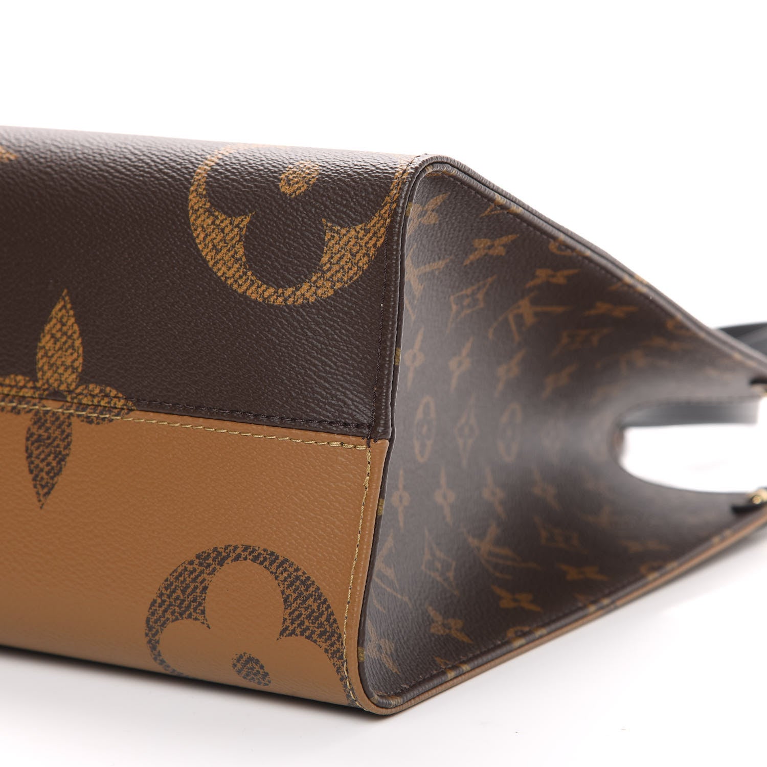 Louis Vuitton Reverse Monogram Giant Onthego MM 9 of 9