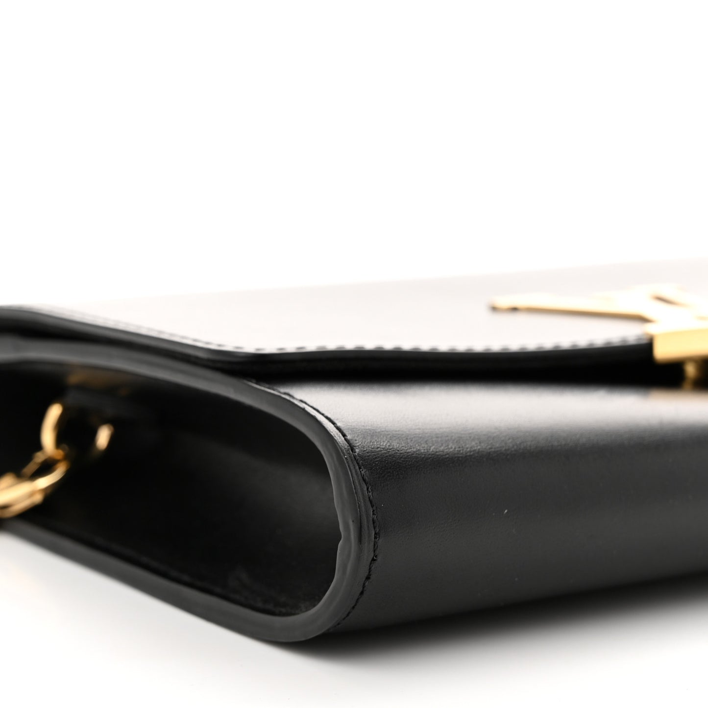 Calfskin Chain Louise GM NM Black