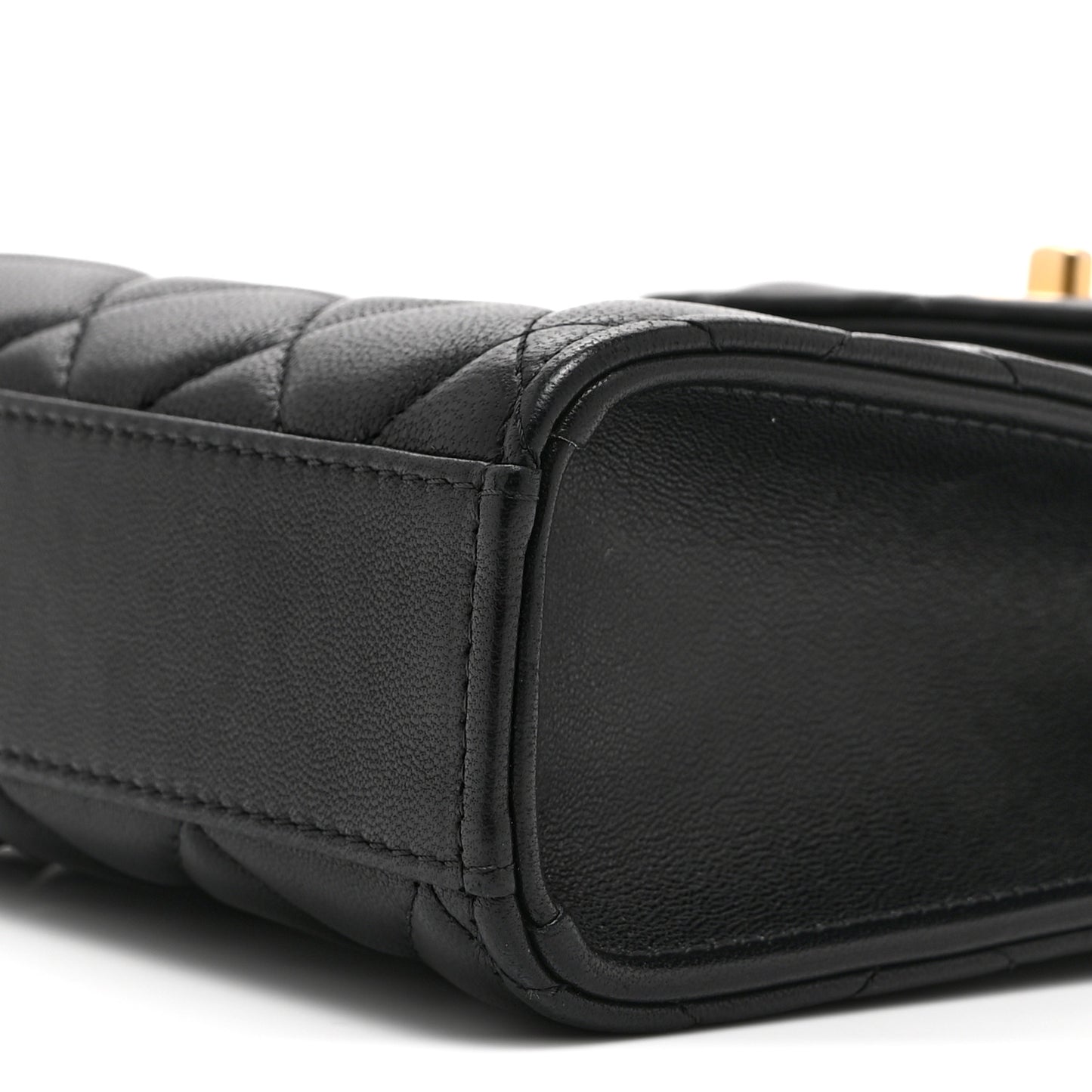 Lambskin Quilted Pearl Crush Phone Holder With Chain Black