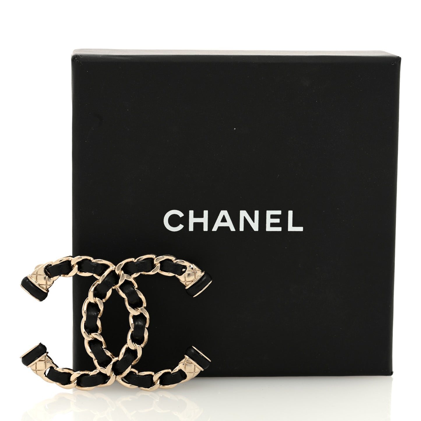 Lambskin Chain CC Brooch Black Gold