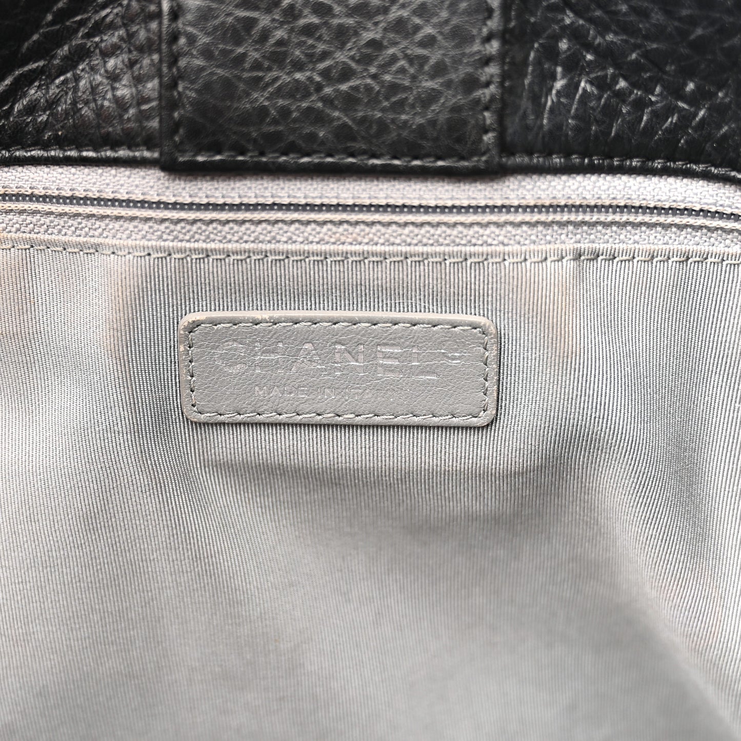 Calfskin Cerf Executive Shopper Tote Black
