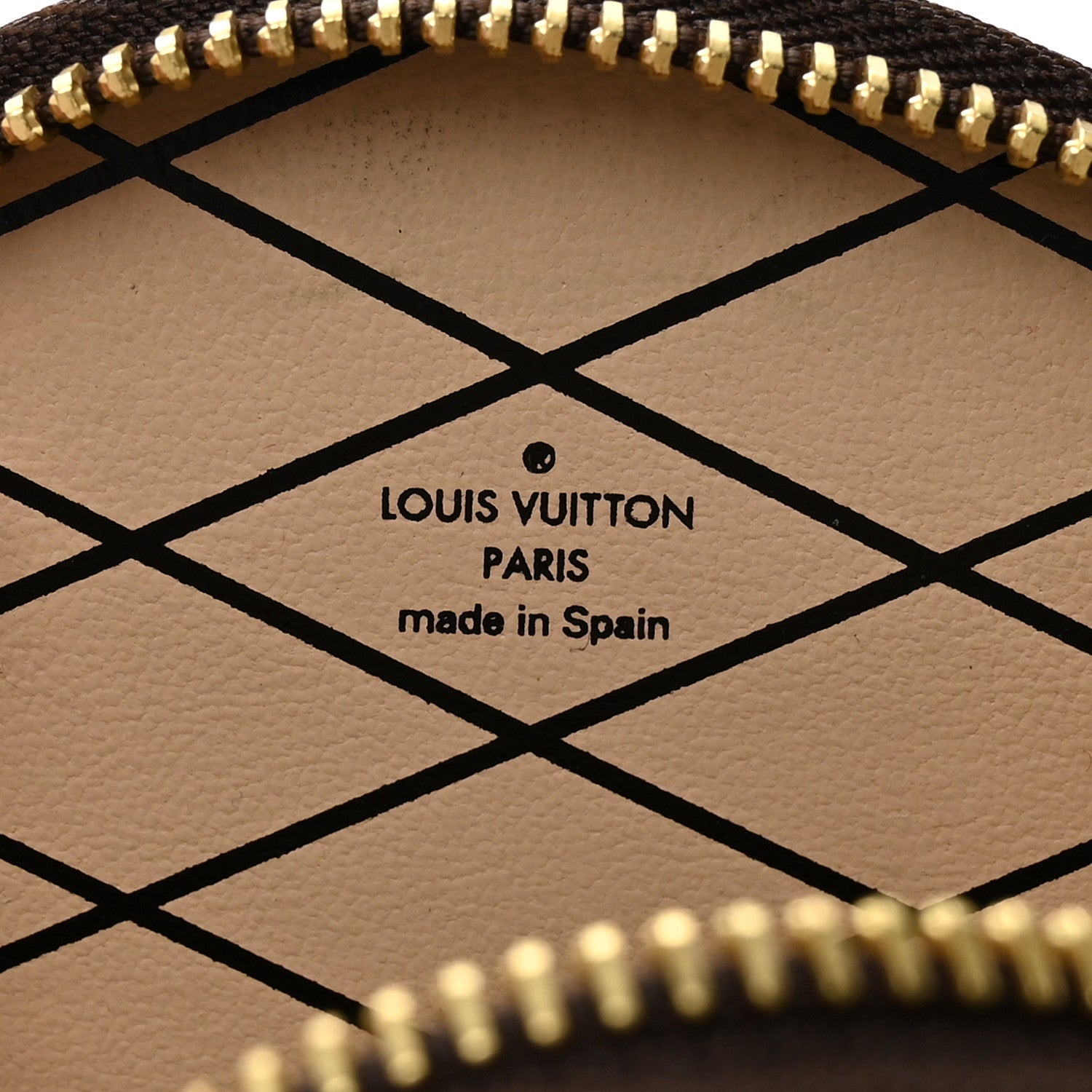 Louis Vuitton Calfskin Catogram Micro Boite Chapeau Marron 6 of 6