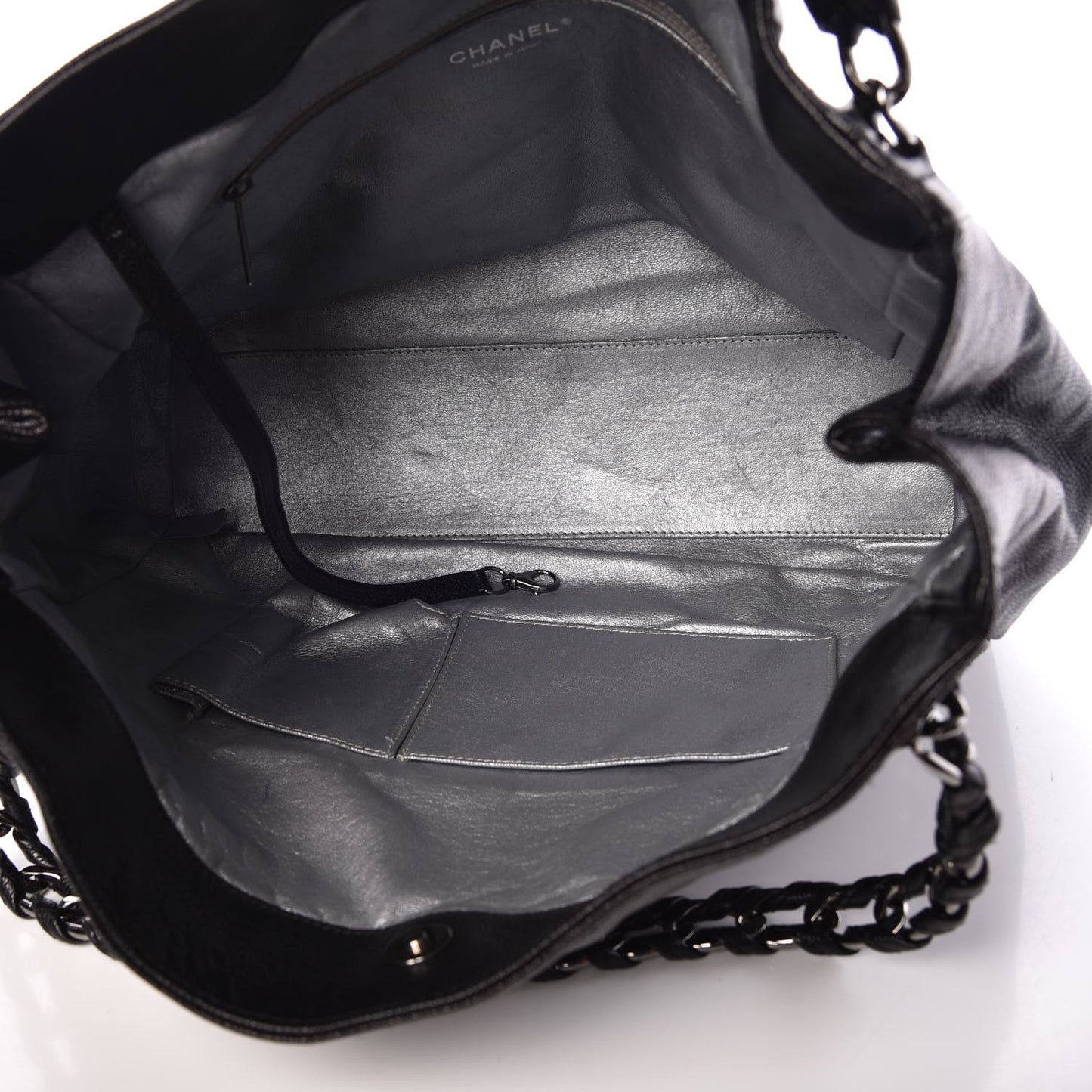 Glazed Caviar Modern Chain Tote Black