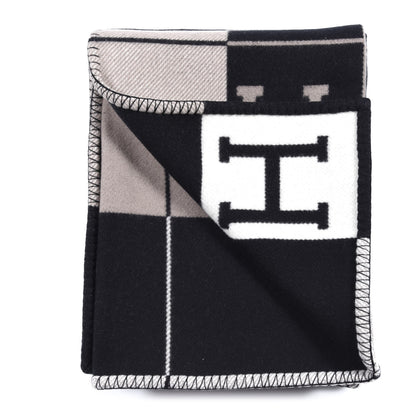 Hermes Wool Cashmere Avalon III Blanket Ecru Black 2 of 3