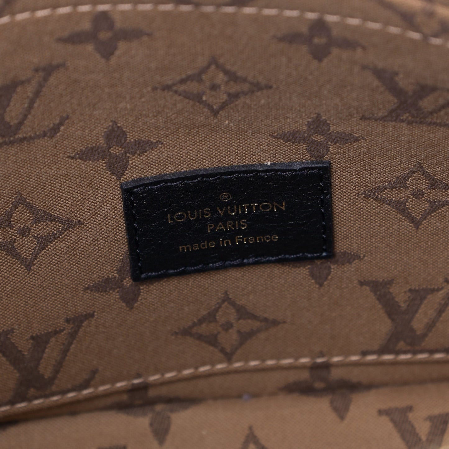 Grained Calfskin Cruiser PM Black