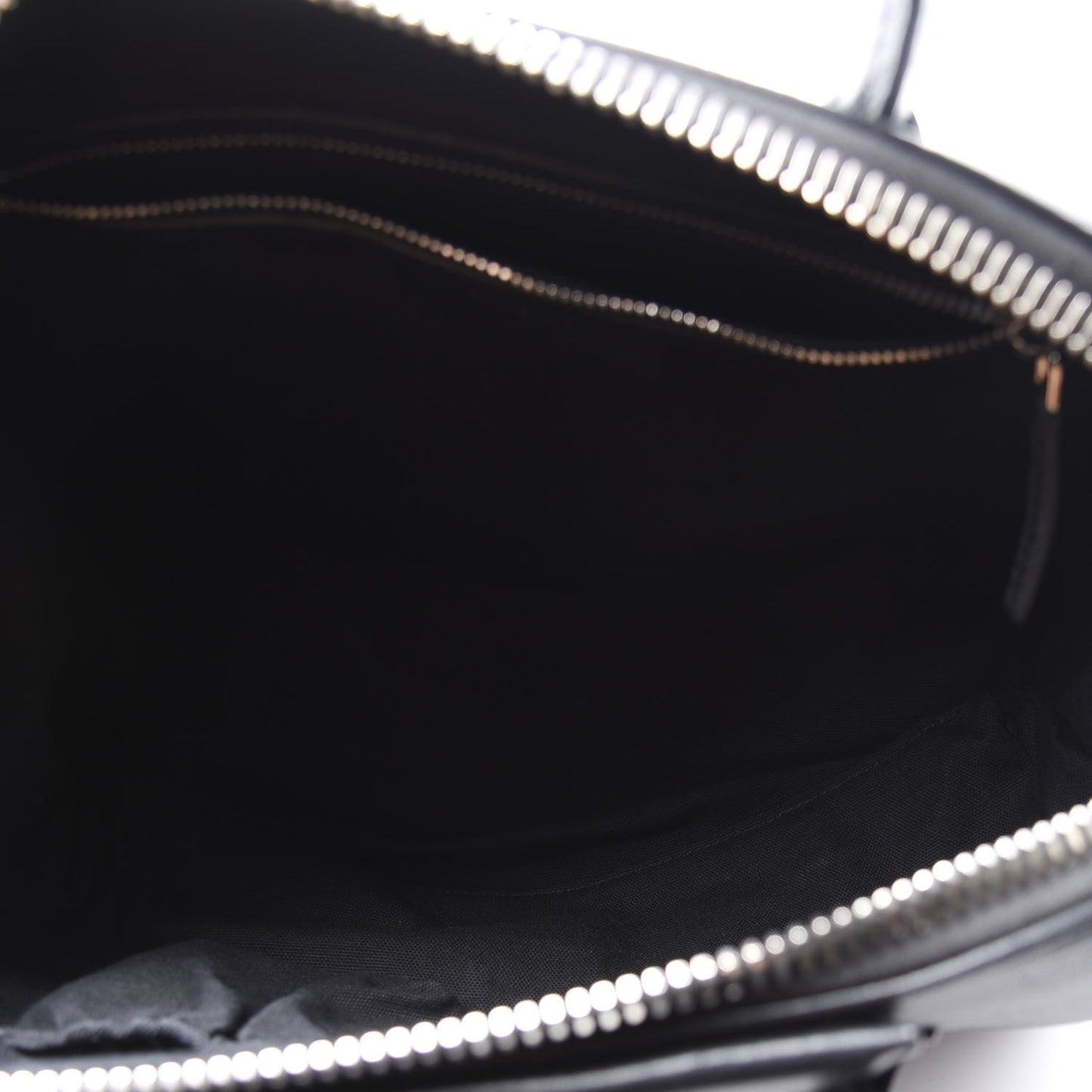 Sugar Goatskin Medium Antigona Black