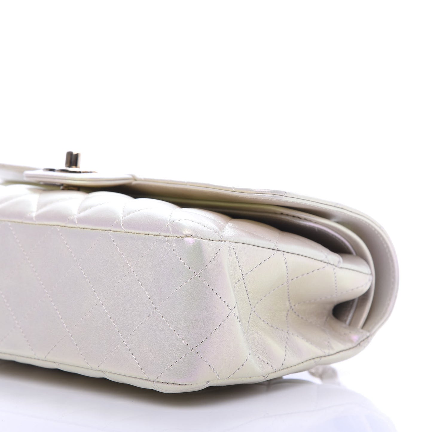 Iridescent Lambskin Quilted Medium Double Flap Ivory