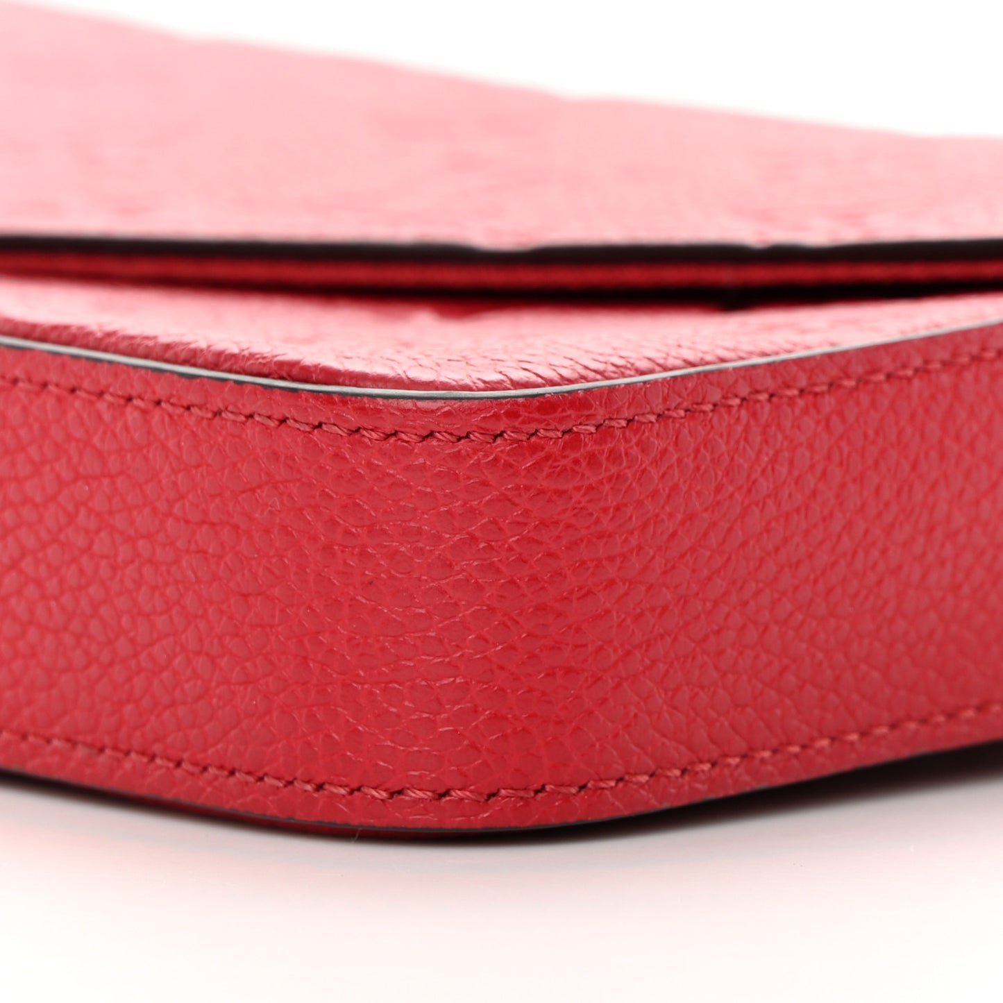Empreinte Pochette Felicie Chain Wallet Scarlet