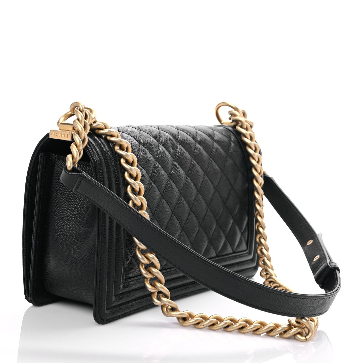 Caviar Quilted Medium Boy Flap Black