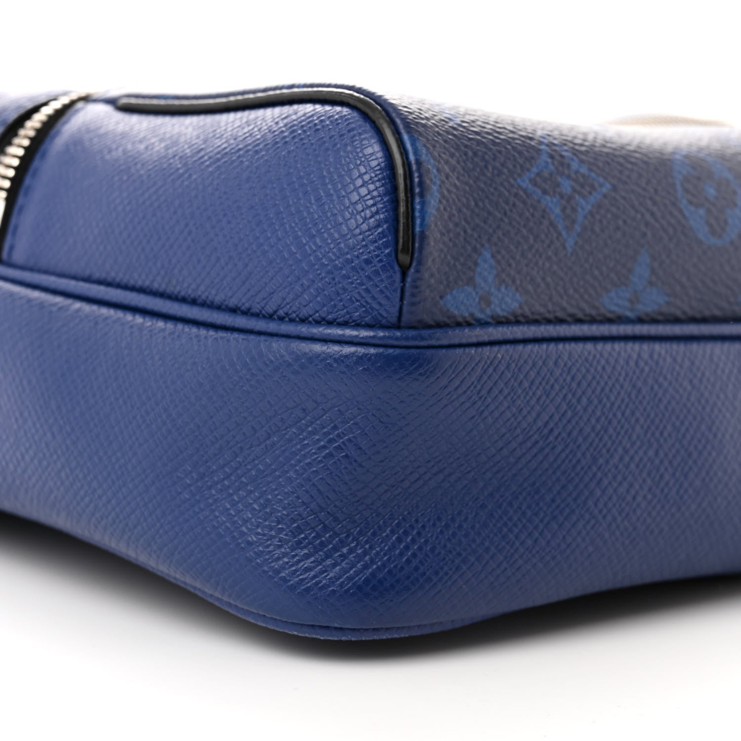 Louis Vuitton Taiga Monogram Outdoor Messenger Cobalt 9 of 10