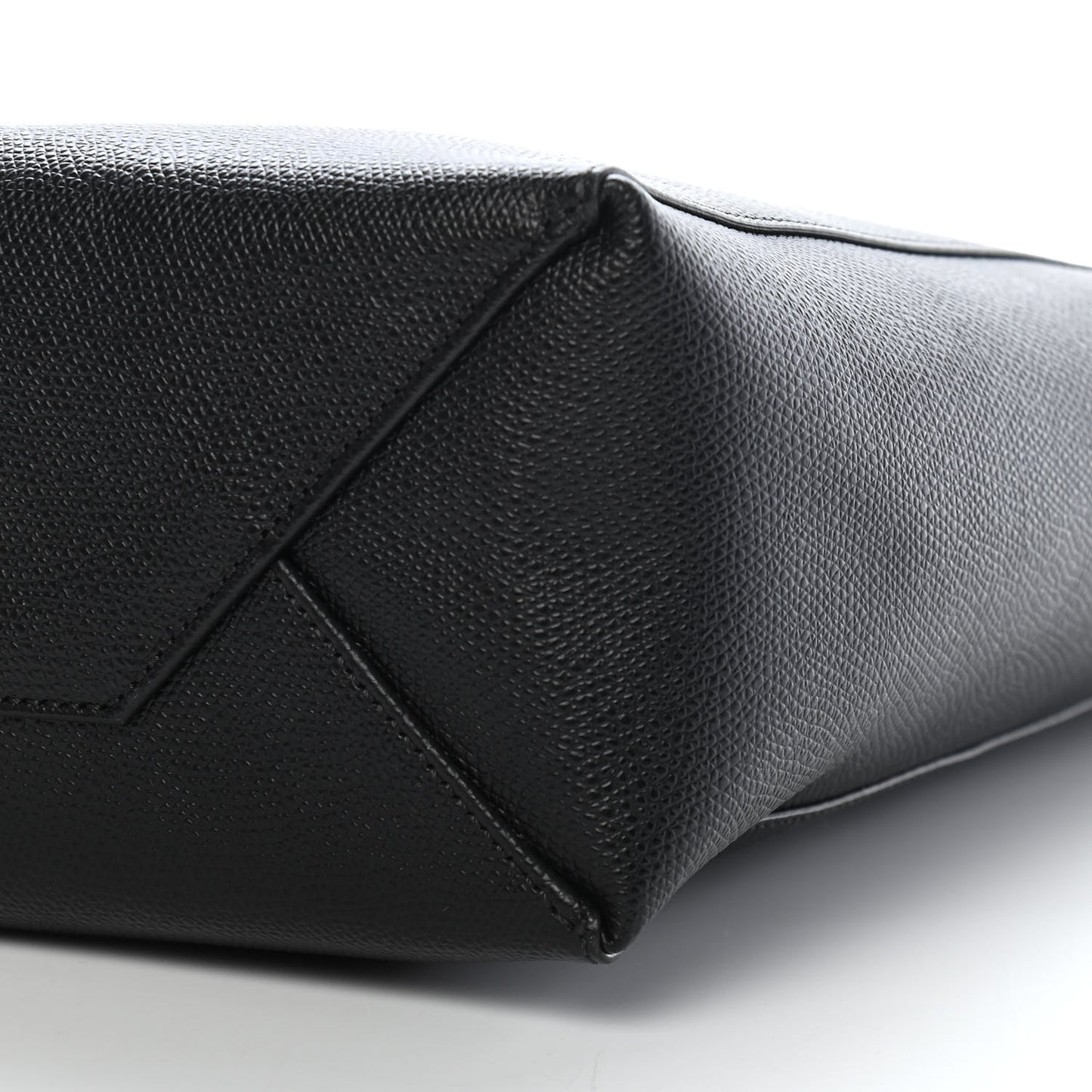 Grained Calfskin Small Vertical Cabas Black