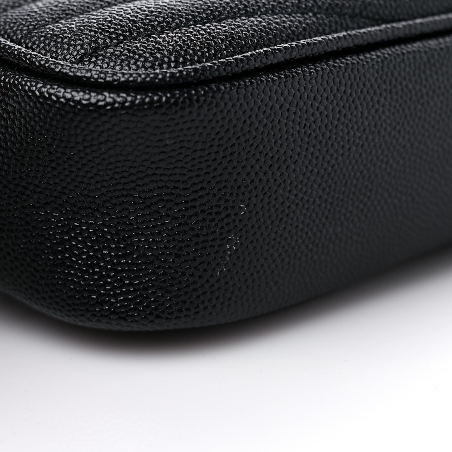 Grain De Poudre Matelasse Monochrome Monogram Mini Lou Camera Bag Black
