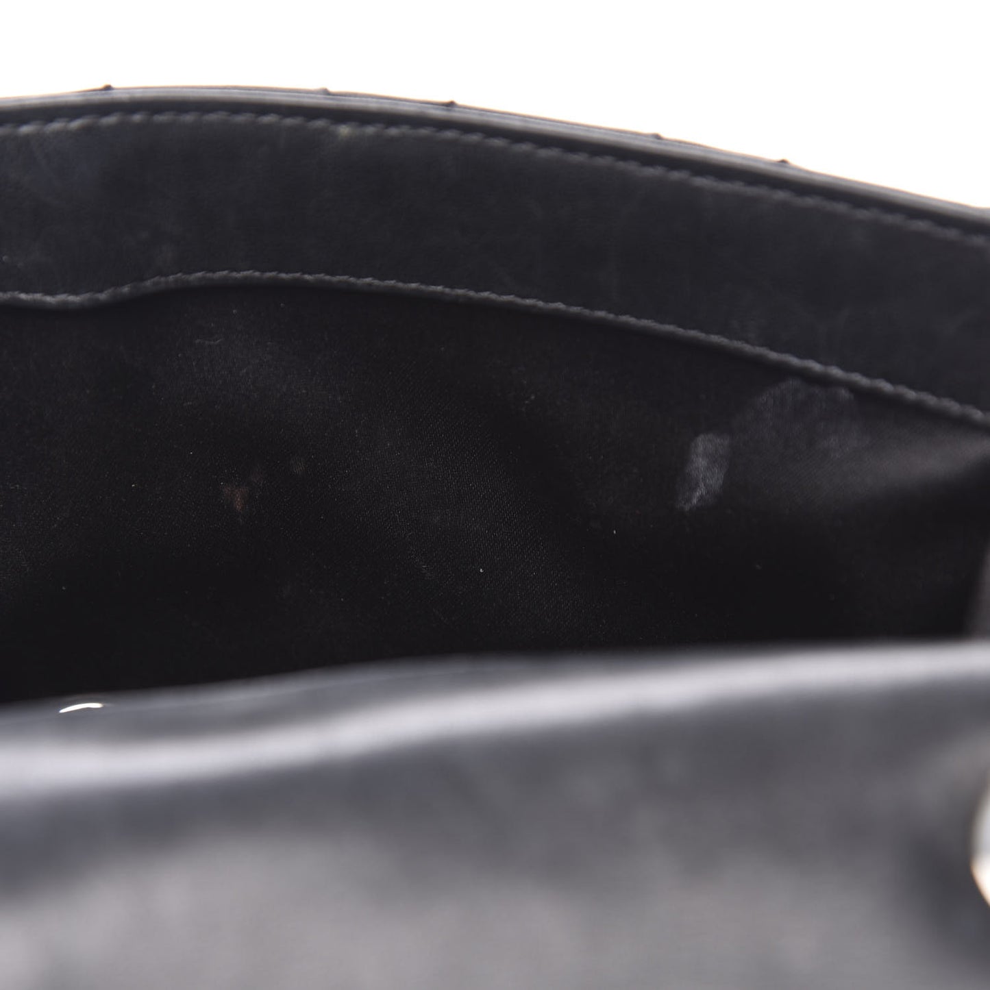 Lambskin Quilted Medium Easy Carry Flap Black