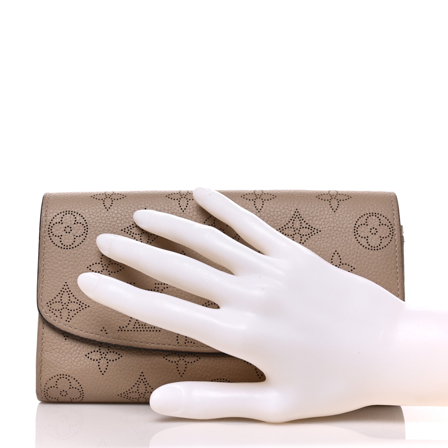Louis Vuitton Mahina Iris Wallet NM Galet 2 of 7