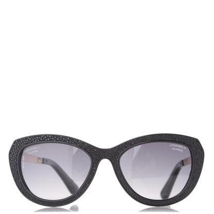Chanel Stingray CC Polarized Sunglasses 6046-Q Black 2 of 7