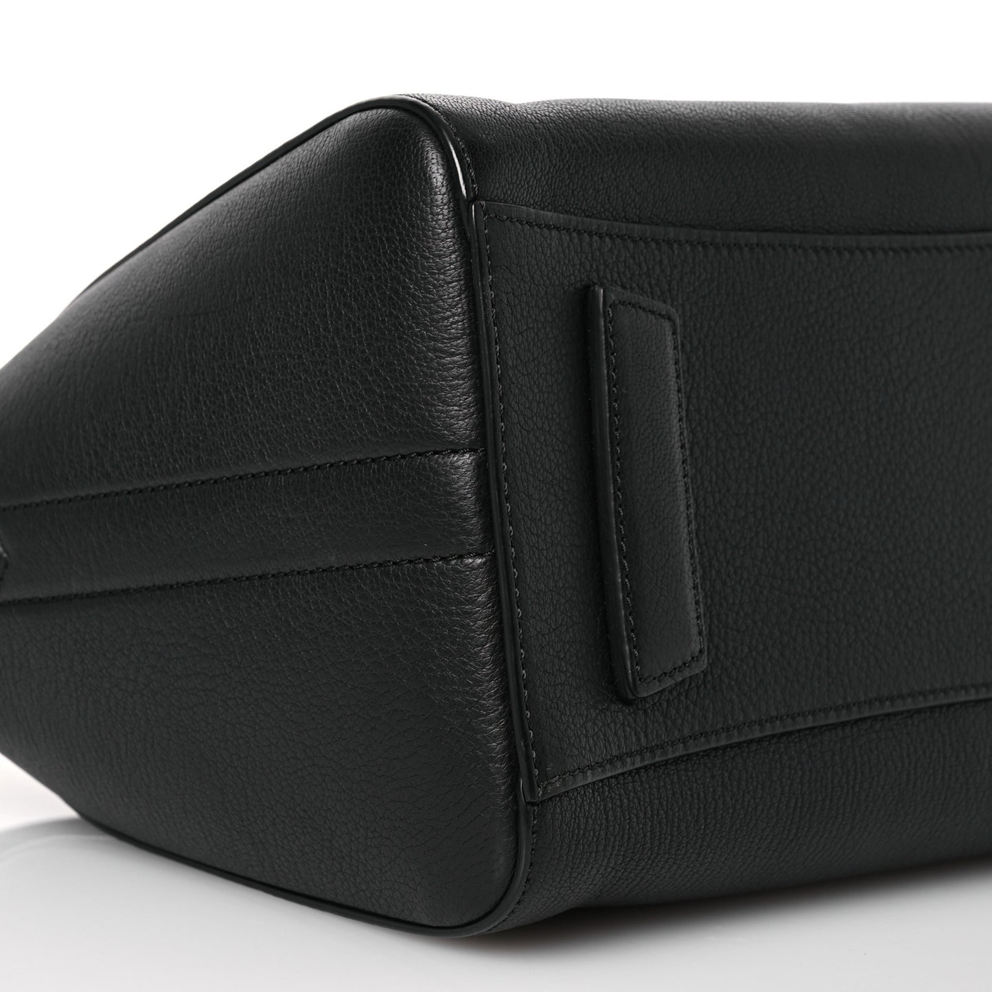Sugar Goatskin Medium Antigona Black
