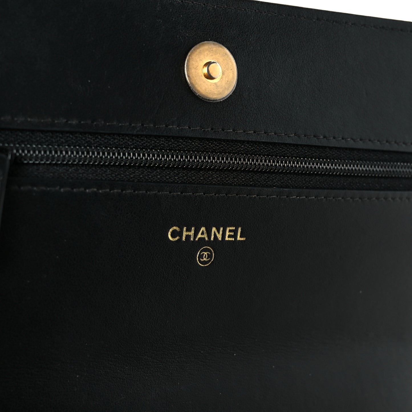 Goatskin Quilted Chanel 19 Wallet On Chain WOC Black