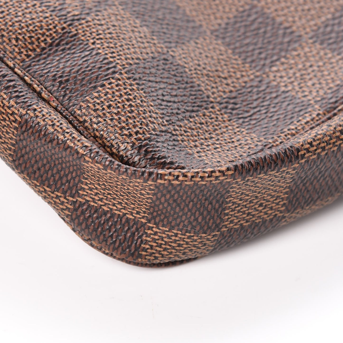 Damier Ebene Pochette Accessories