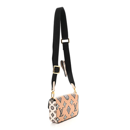 Louis Vuitton Monogram Wild At Heart Felicie Strap & Go Arizona Creme 3 of 11