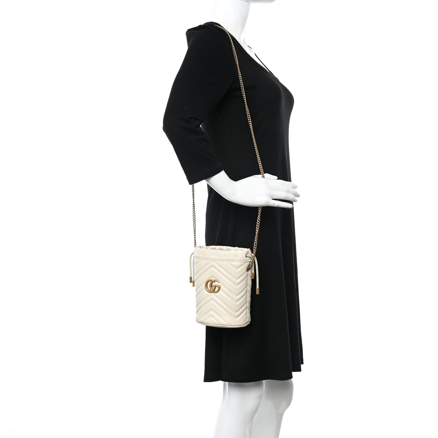 Calfskin Matelasse Mini GG Marmont 2.0 Bucket Bag White