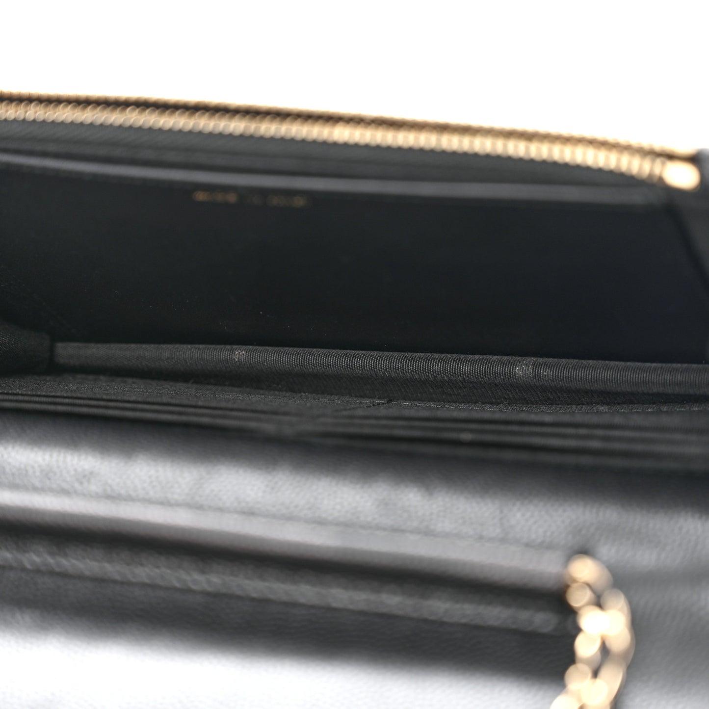 Caviar Quilted Golden Class Wallet On Chain WOC Black