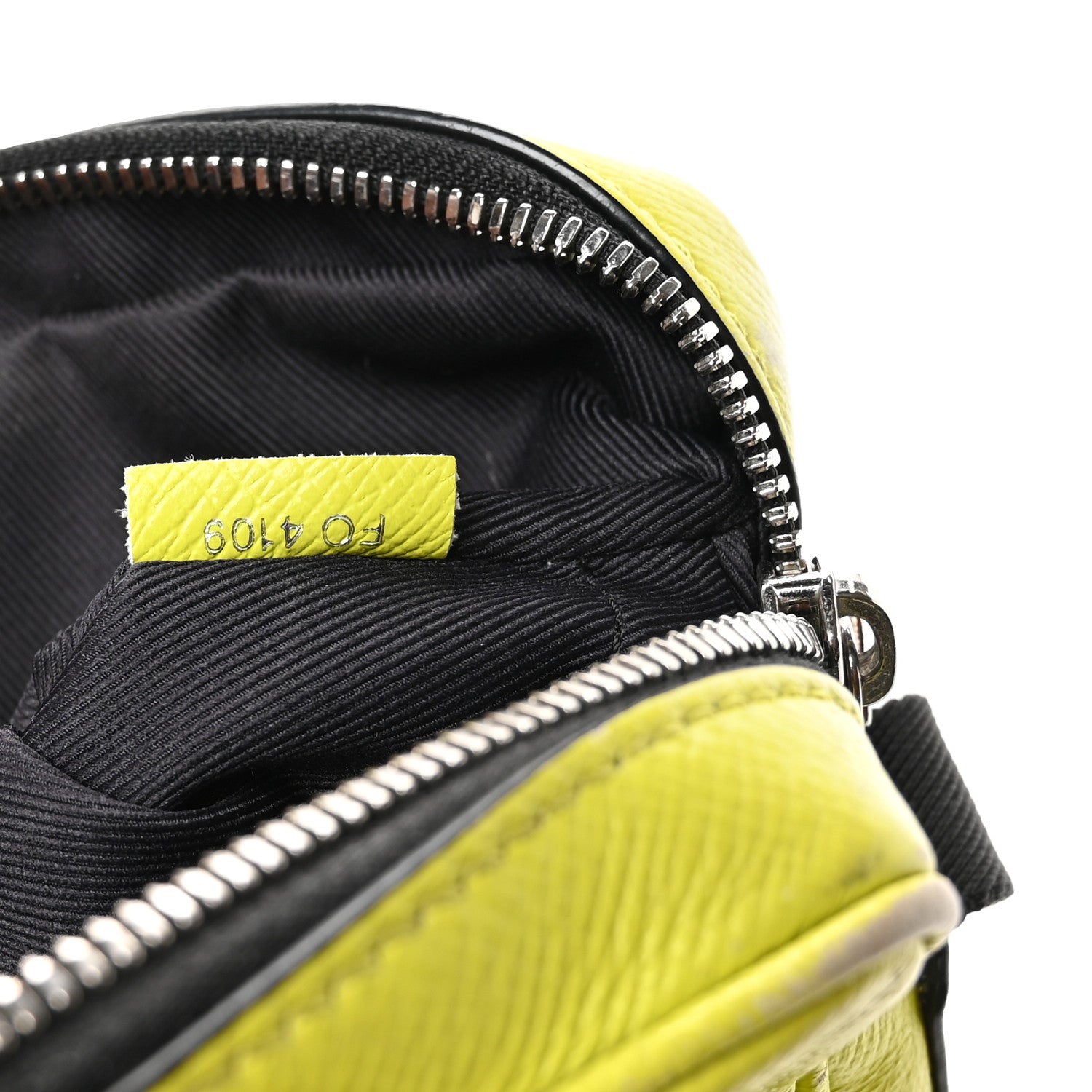 Louis Vuitton Taigarama Outdoor Messenger Yellow 1736334