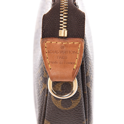 Louis Vuitton Monogram Mini Pochette Accessories 6 of 8