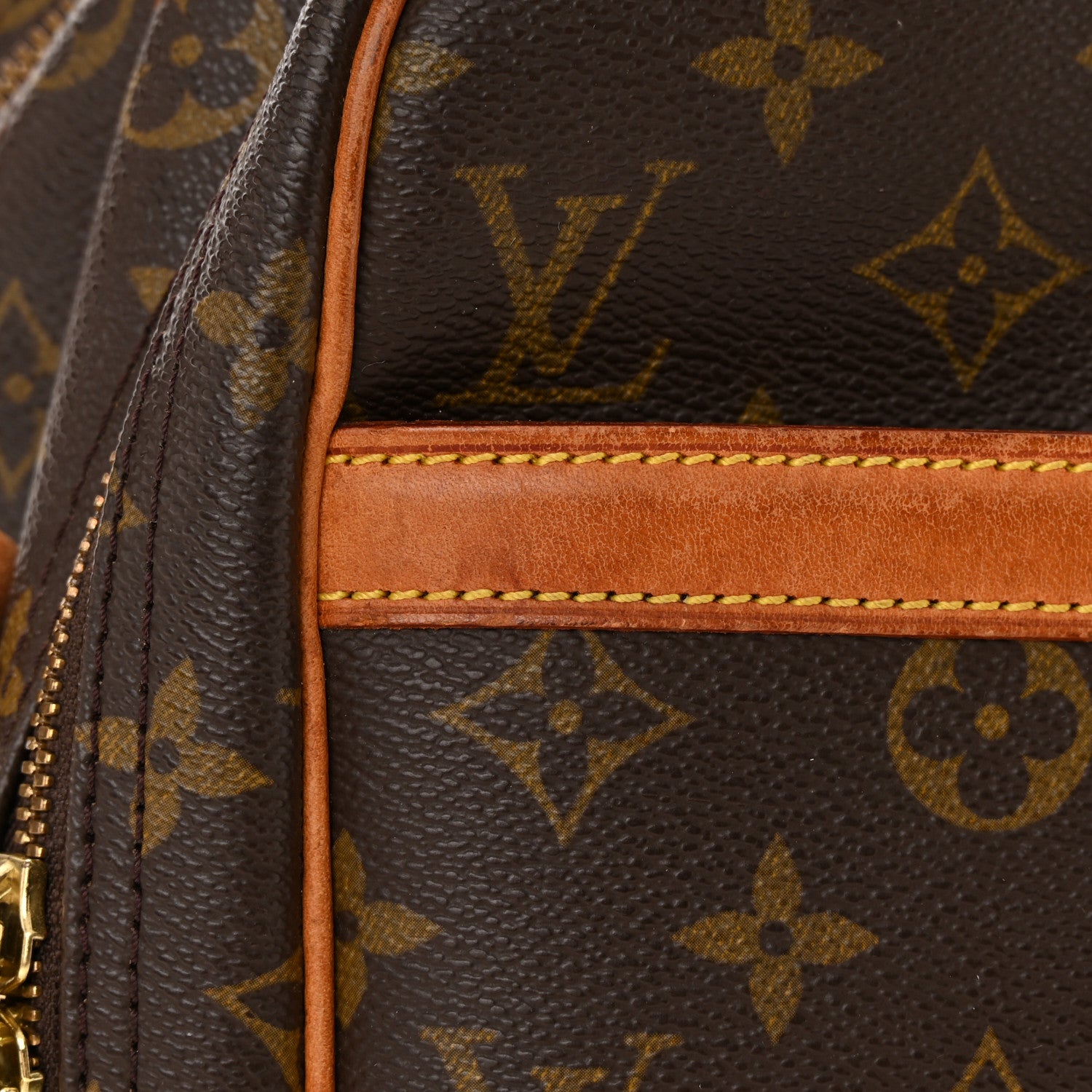 Louis Vuitton Monogram Reporter GM 17 of 18
