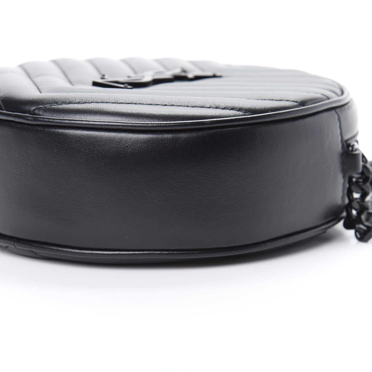 Saint Laurent Calfskin Matelasse Chevron Round Vinyle Camera Bag Black 10 of 10