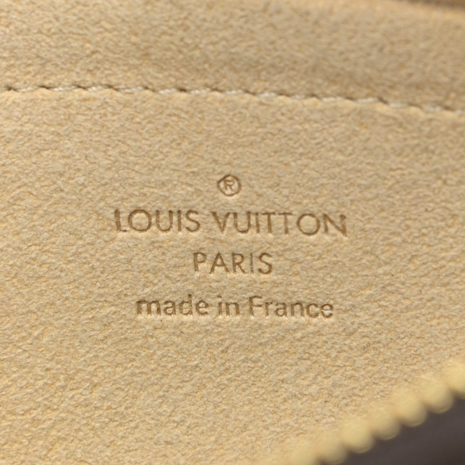 Louis Vuitton Monogram Pochette Milla MM 8 of 9