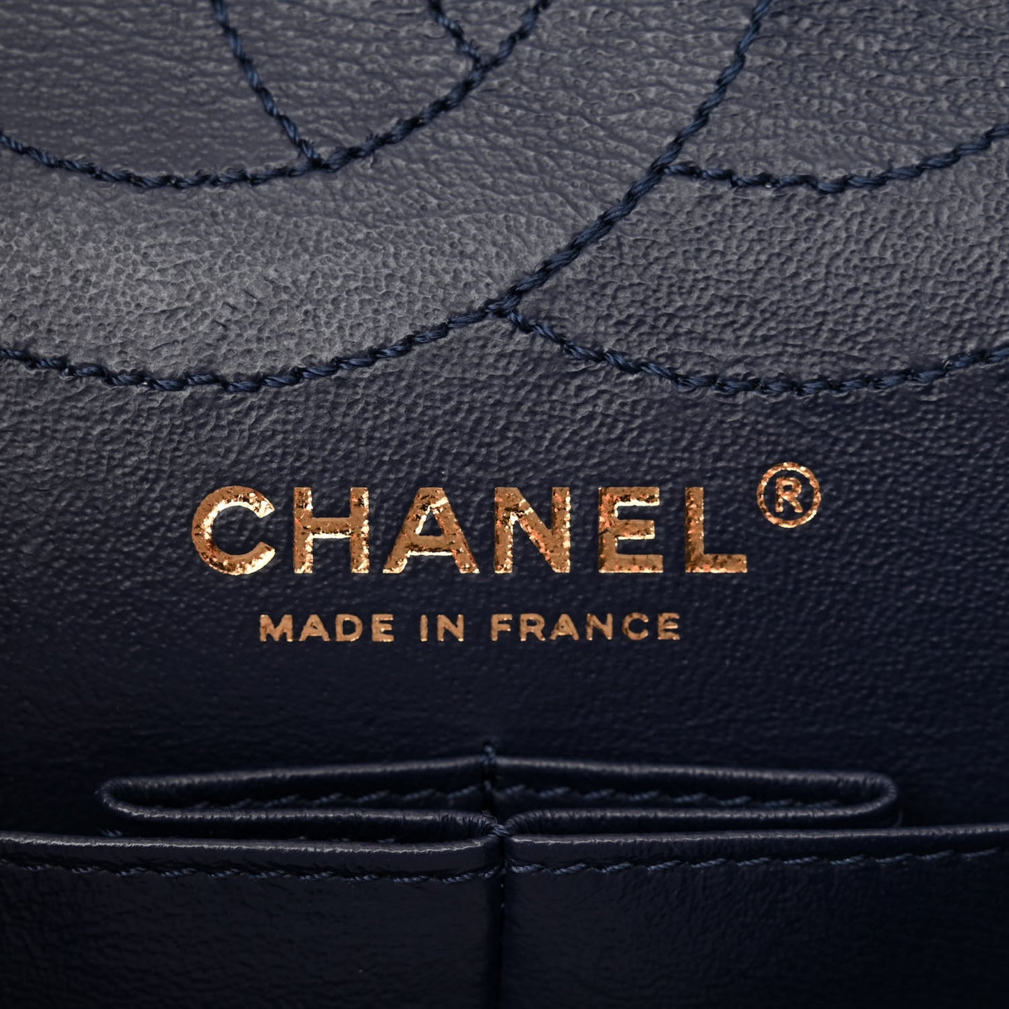 Crumpled Calfskin Chevron Quilted 2.55 Reissue 226 Navy Blue