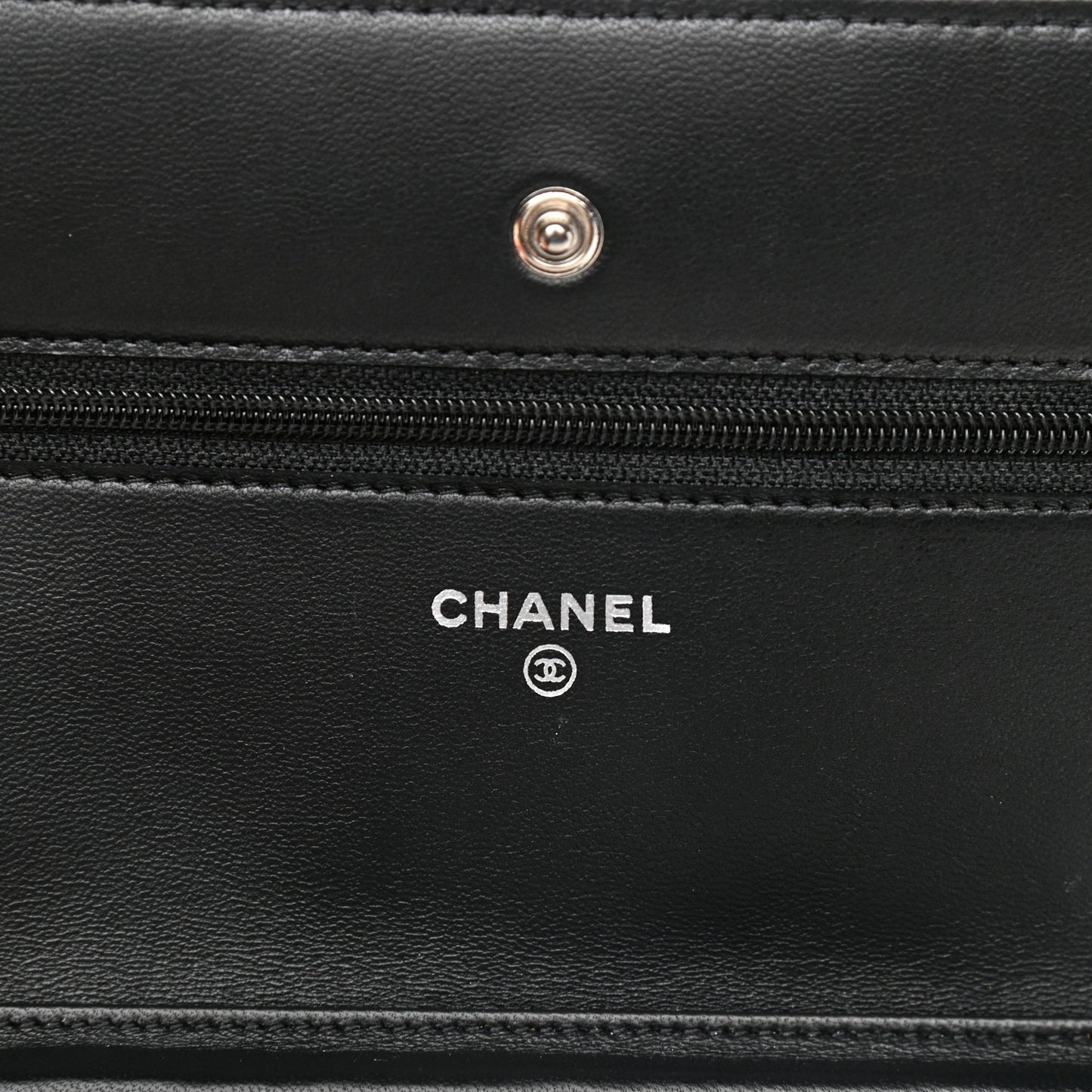 Lambskin Quilted Wallet On Chain WOC Black