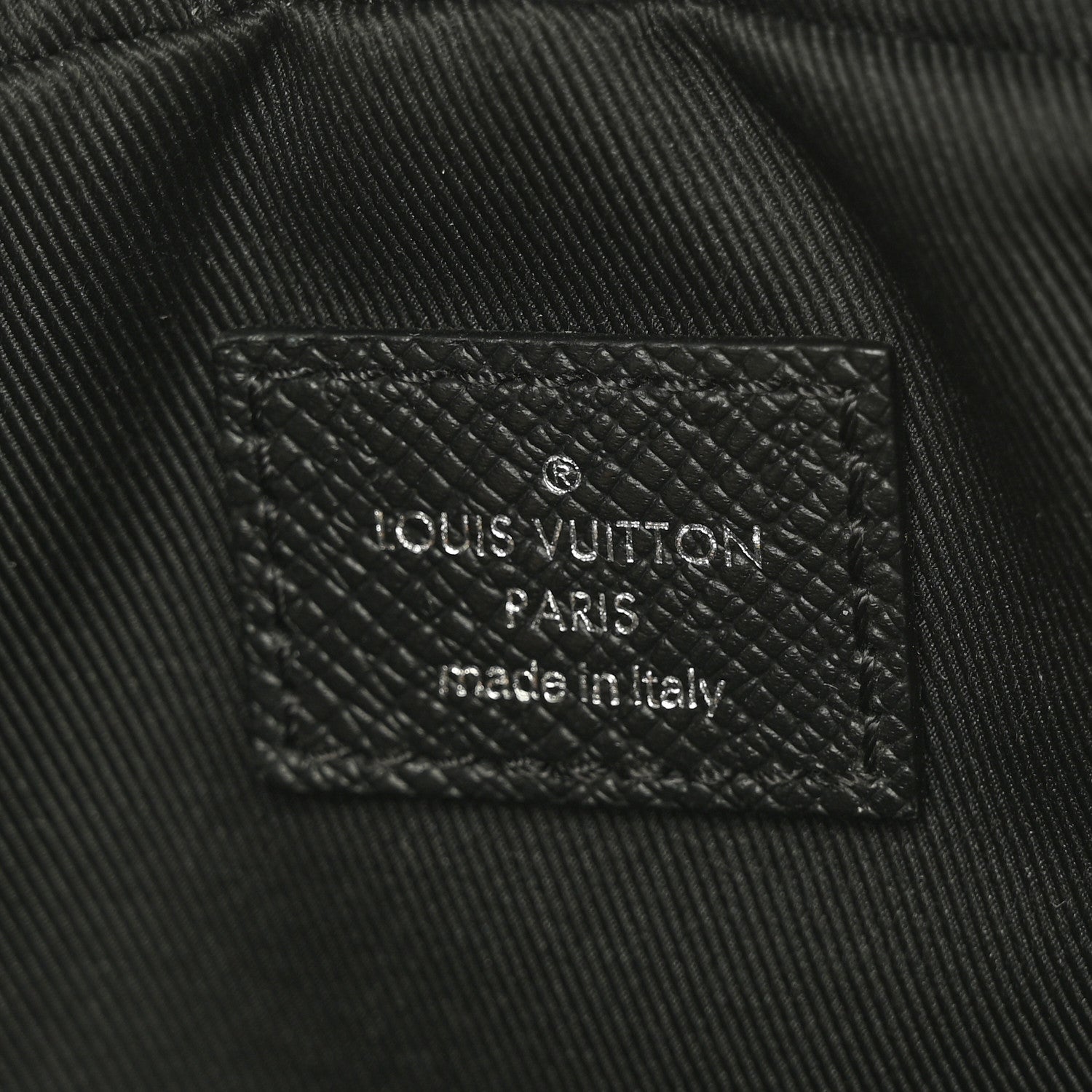 Louis Vuitton Taiga Monogram Outdoor Bumbag Black 7 of 7