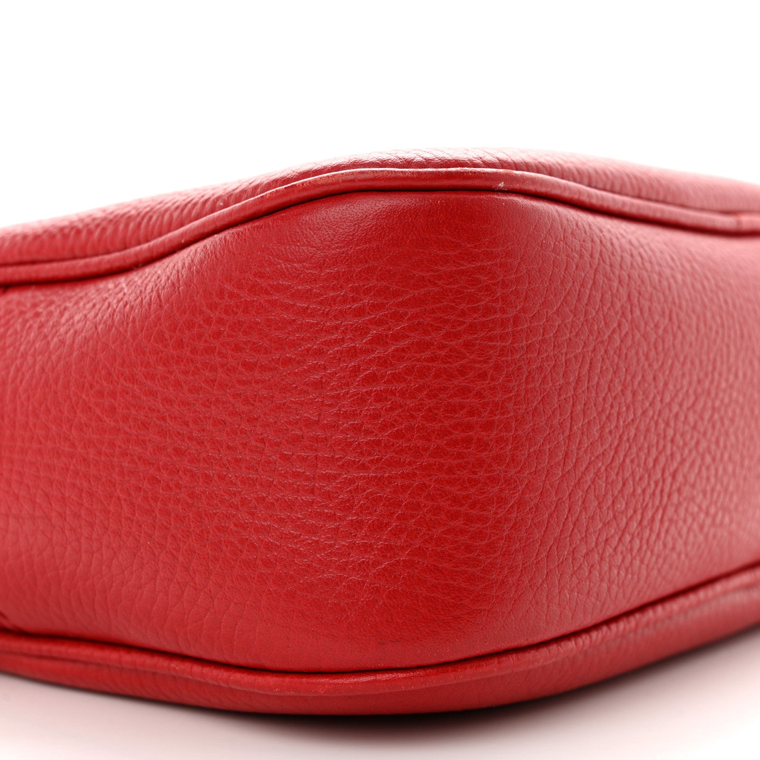 Gucci Pebbled Calfskin Small Soho Disco Bag Tabasco Red 9 of 14