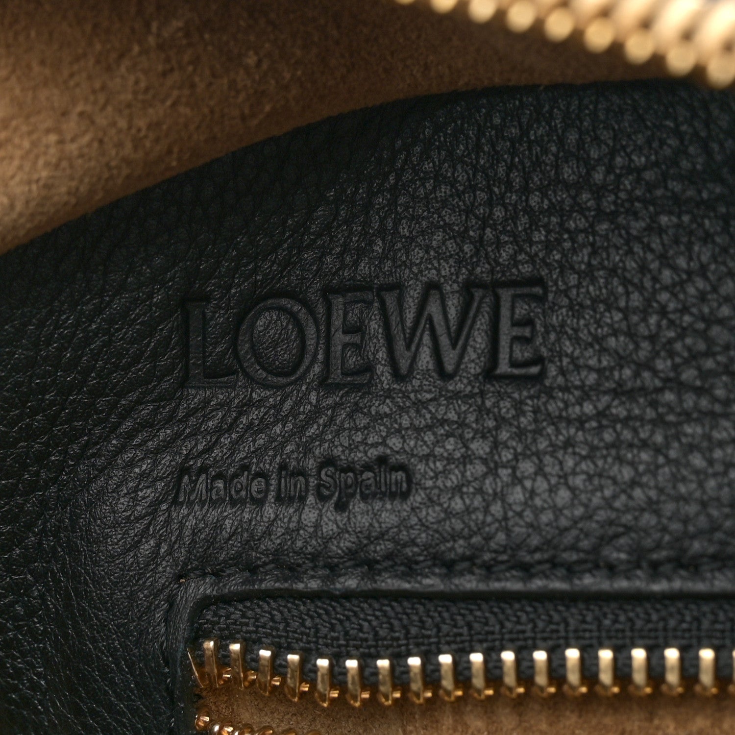 Loewe Calfskin Amazona 28 Black 6 of 9
