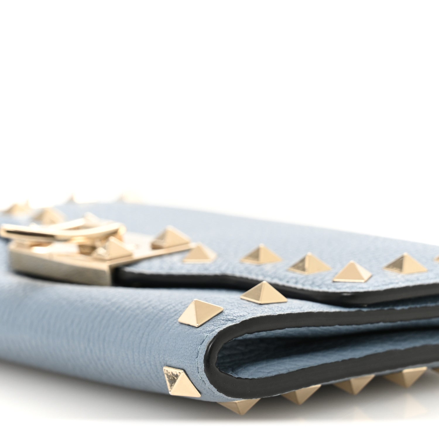 Valentino Garavani Pebbled Calfskin Rockstud Flip Lock Wallet On Chain Niagara 9 of 9
