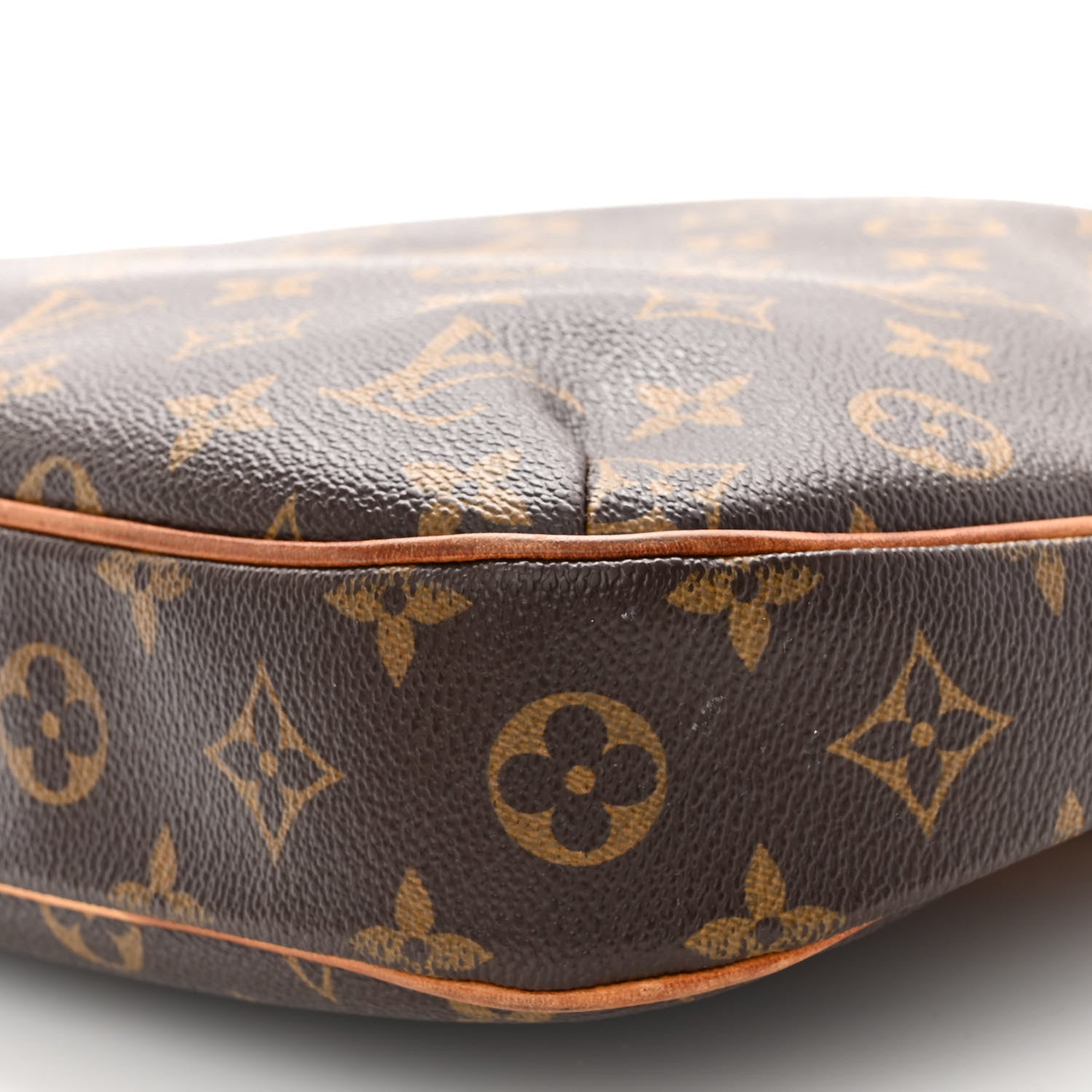 Louis Vuitton Monogram Odeon PM 9 of 11