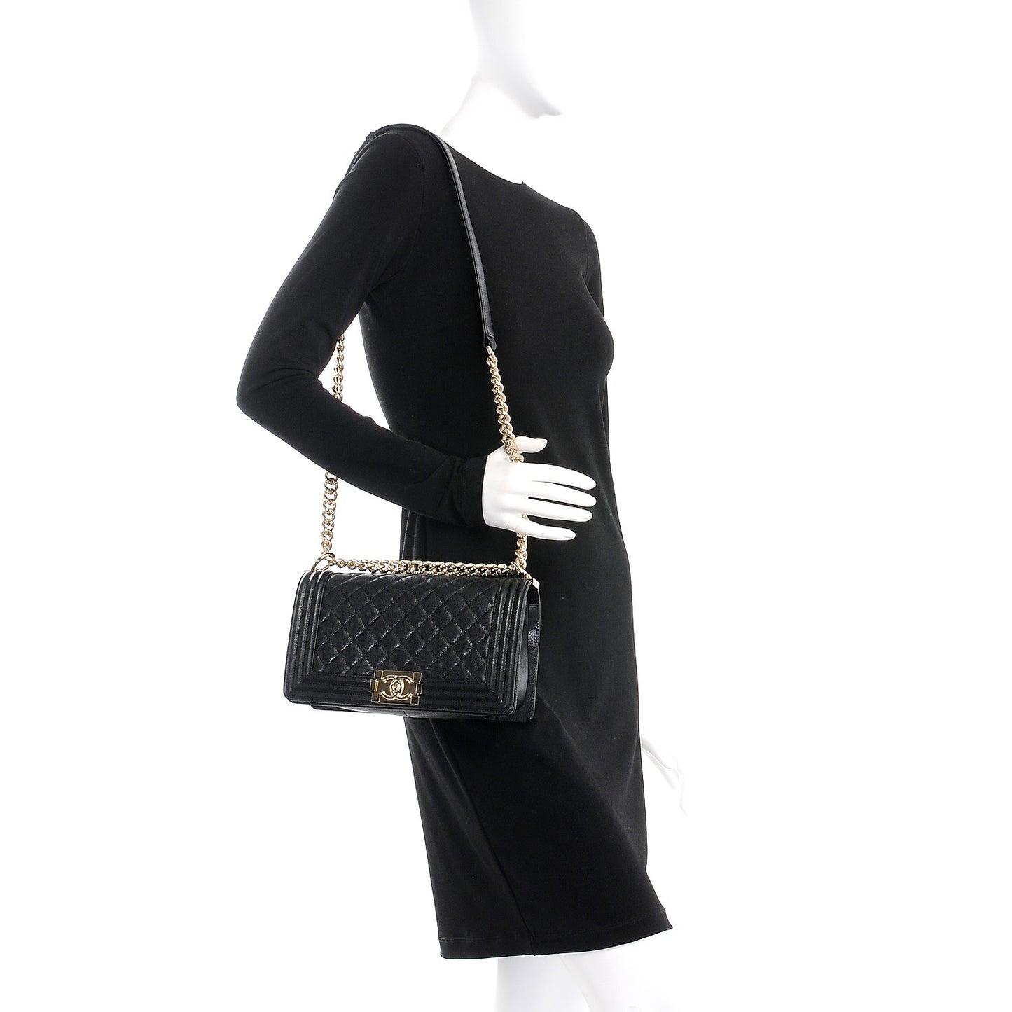Caviar Quilted Medium Boy Flap Black