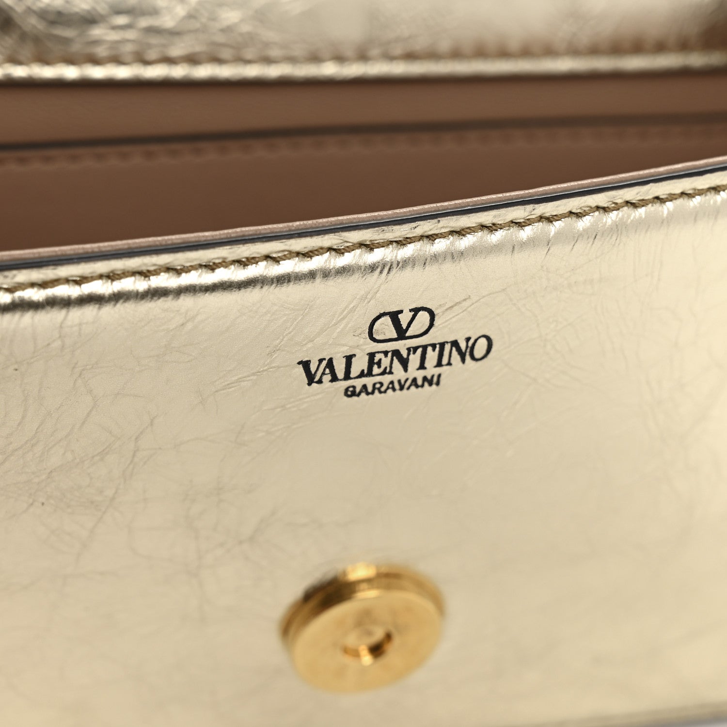 Valentino Garavani Metallic Crackle Effect Calfskin Vlogo Small Loco Shoulder Bag Platino 6 of 11