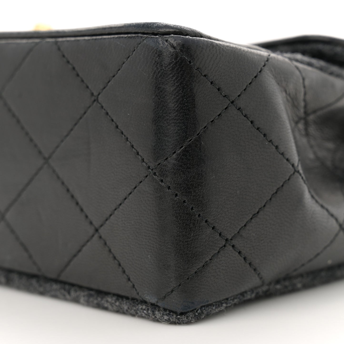 Lambskin Felt Quilted Small Single Flap With Pouch Grey Black