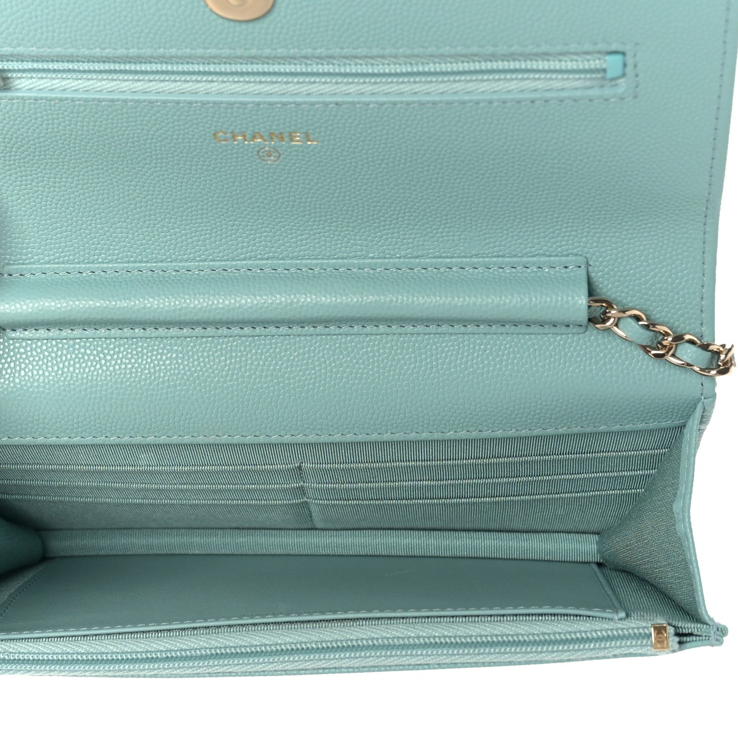 Caviar Quilted Wallet On Chain WOC Light Blue