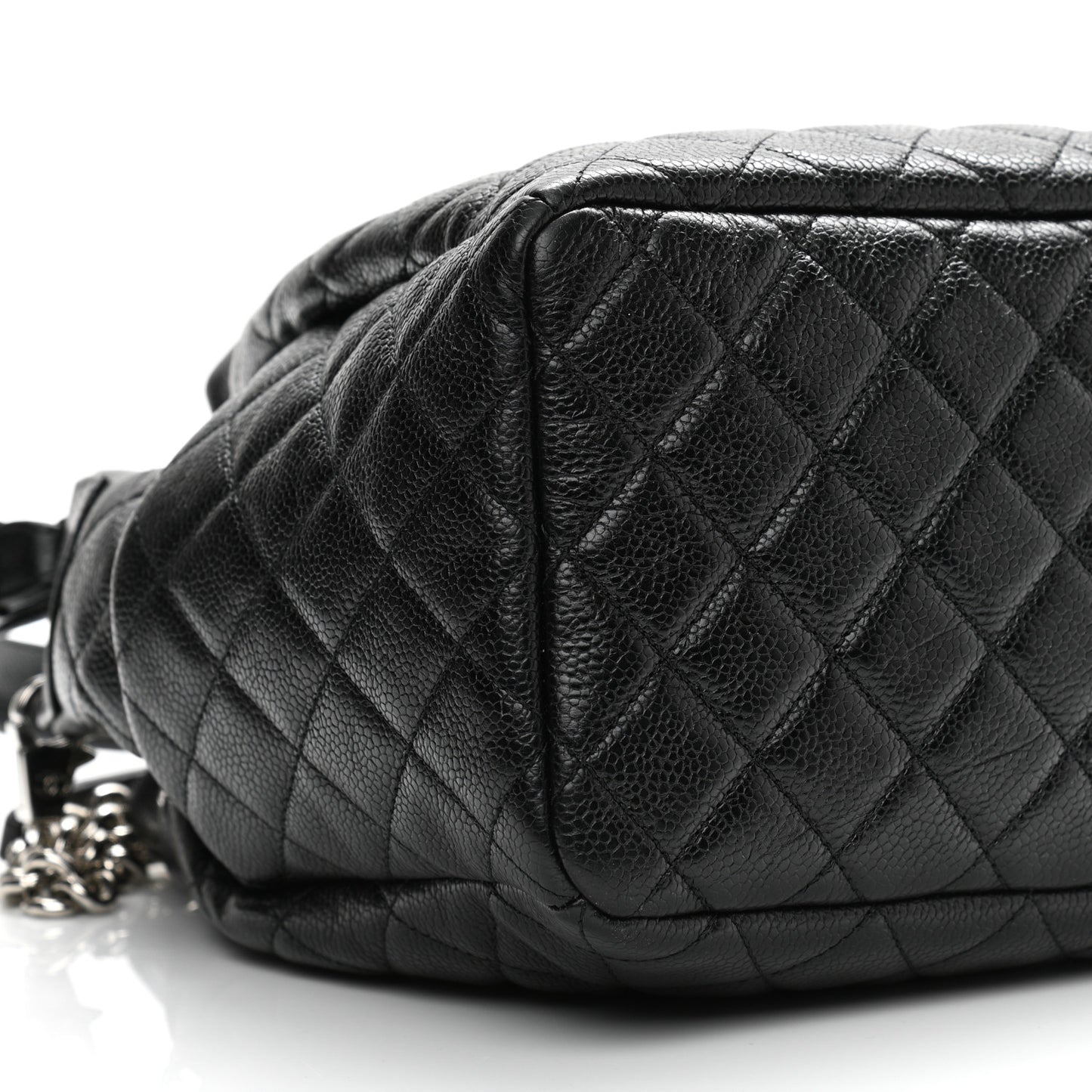 Caviar Flat Quilted CC Chain Bucket Drawstring Bag Black
