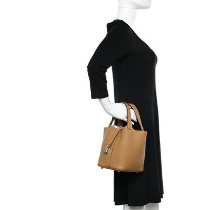 Hermes Taurillon Clemence Picotin Lock 18 PM Biscuit 2 of 11